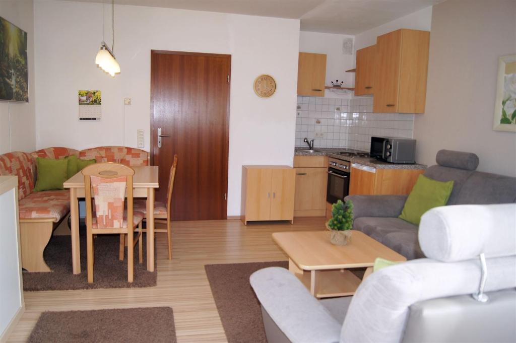 Winterberg Appartement 21038 room 3
